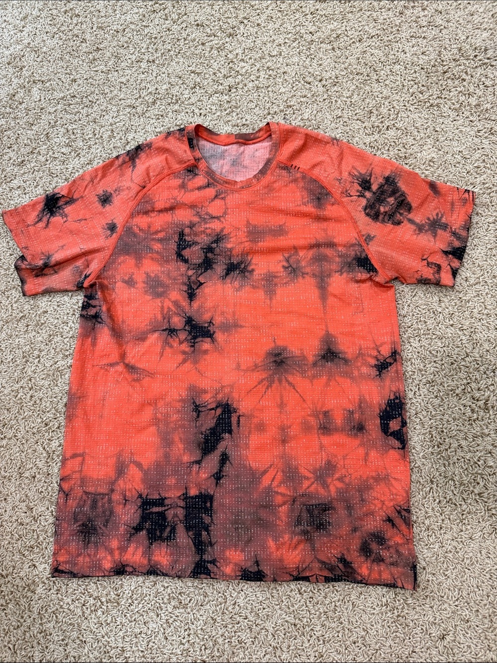 Lululemon Men's Metal Vent 2.0 Shirt Orange Large